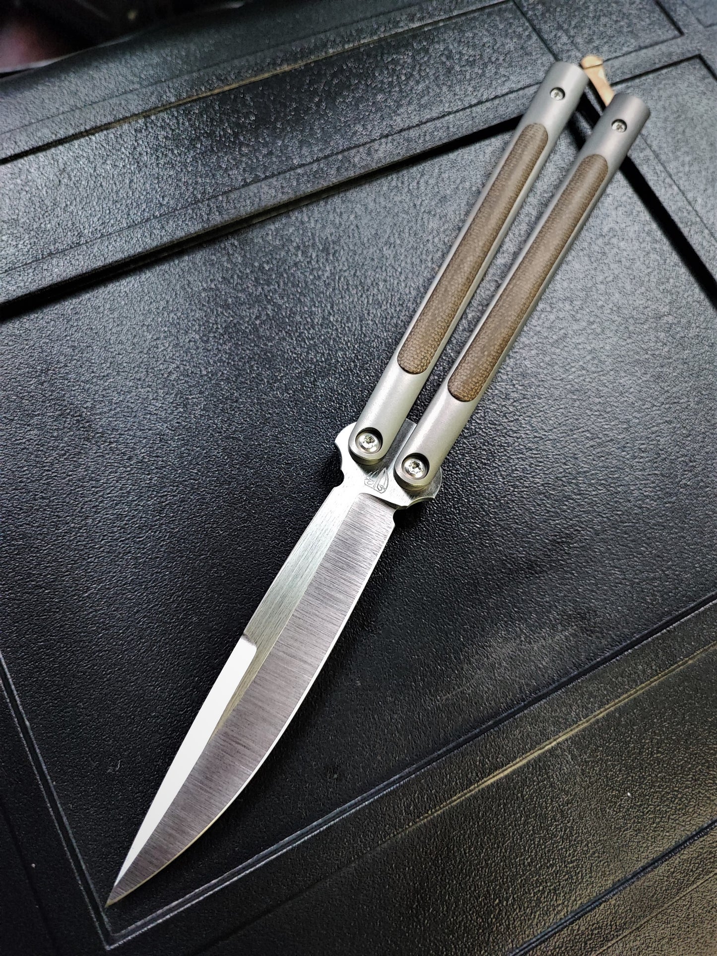 B-hawk -Magnacut - Canvas Micarta - Elite EDC line